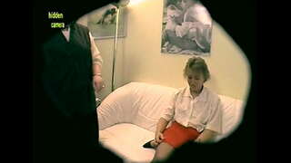 2 לעסביאַן מילפס שפּילן אַ אַנאַל צאַצקע! Amateurcommunity.קסקסקס