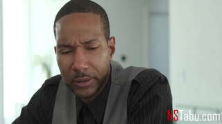 Abanos Fiica Vitrega Vrea Tati Sa O Tratez Ca Pe O Doamna