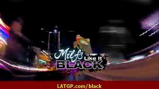 Hot sexy MILF mitaingina mainty lehibe biby goavam-be dick 38