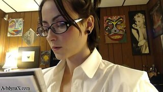 AdalynnX - Prljava Fisty Školu Devojka 2