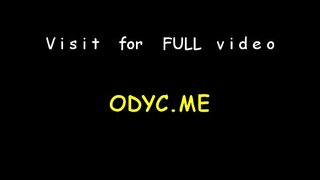 Divna brineta bomba Mila biva udarena otpozadi Divna brineta bomba Mila biva udarena otpozadi